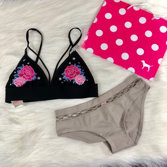 PINK Victoria's Secret Other - VS black rose bralette